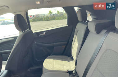 Внедорожник / Кроссовер Ford Escape 2021 в 
