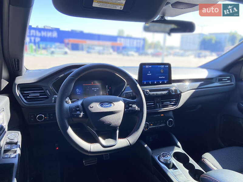 Позашляховик / Кросовер Ford Escape 2023 в Тернополі