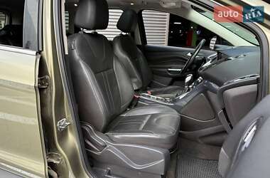 Внедорожник / Кроссовер Ford Escape 2013 в 