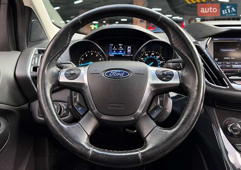 Позашляховик / Кросовер Ford Escape 2013 в Києві