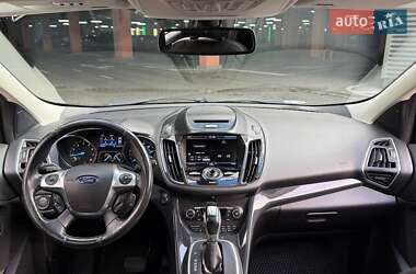 Внедорожник / Кроссовер Ford Escape 2013 в 