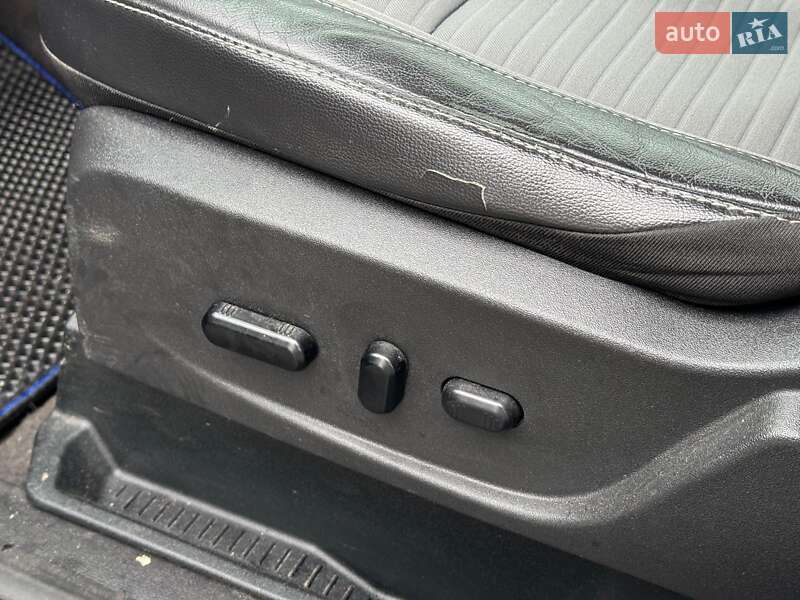 Позашляховик / Кросовер Ford Escape 2019 в Вінниці фото 16 Позашляховик / Кросовер Ford Escape 2019 в Вінниці