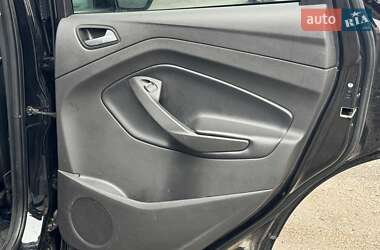 Внедорожник / Кроссовер Ford Escape 2019 в 