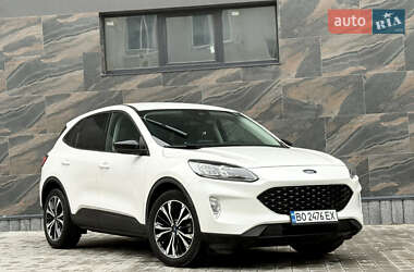 Позашляховик / Кросовер Ford Escape 2022 в 