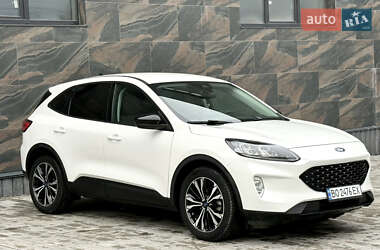 Позашляховик / Кросовер Ford Escape 2022 в 
