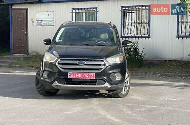 Внедорожник / Кроссовер Ford Escape 2016 в 