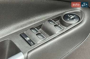 Внедорожник / Кроссовер Ford Escape 2014 в 