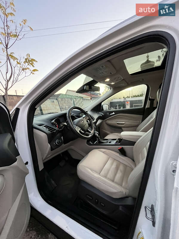 Внедорожник / Кроссовер Ford Escape 2018 в Килии фото 20 Внедорожник / Кроссовер Ford Escape 2018 в Килии