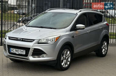 Позашляховик / Кросовер Ford Escape 2013 в 