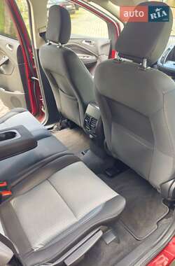 Позашляховик / Кросовер Ford Escape 2018 в 