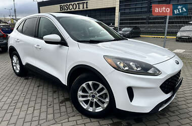 Внедорожник / Кроссовер Ford Escape 2019 в 