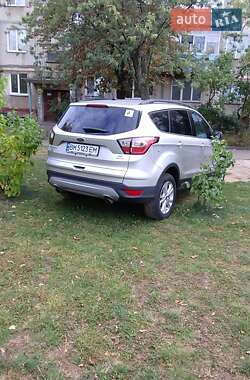 Внедорожник / Кроссовер Ford Escape 2018 в 