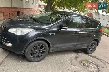 Внедорожник / Кроссовер Ford Escape 2013 в 