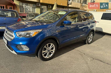 Внедорожник / Кроссовер Ford Escape 2019 в 