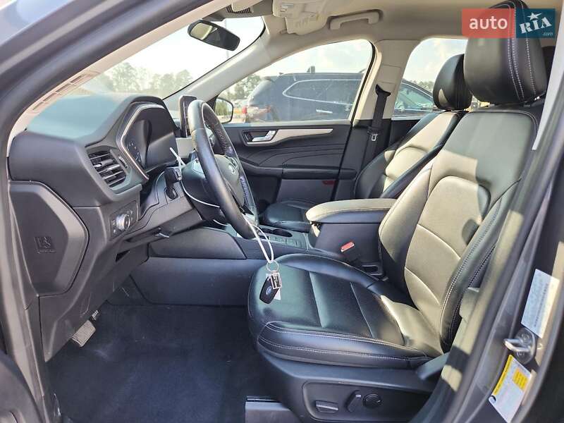 Внедорожник / Кроссовер Ford Escape 2021 в Тернополе