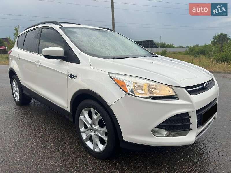 Внедорожник / Кроссовер Ford Escape 2013 в Ахтырке
