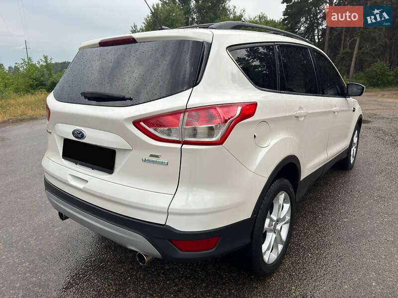 Внедорожник / Кроссовер Ford Escape 2013 в Ахтырке