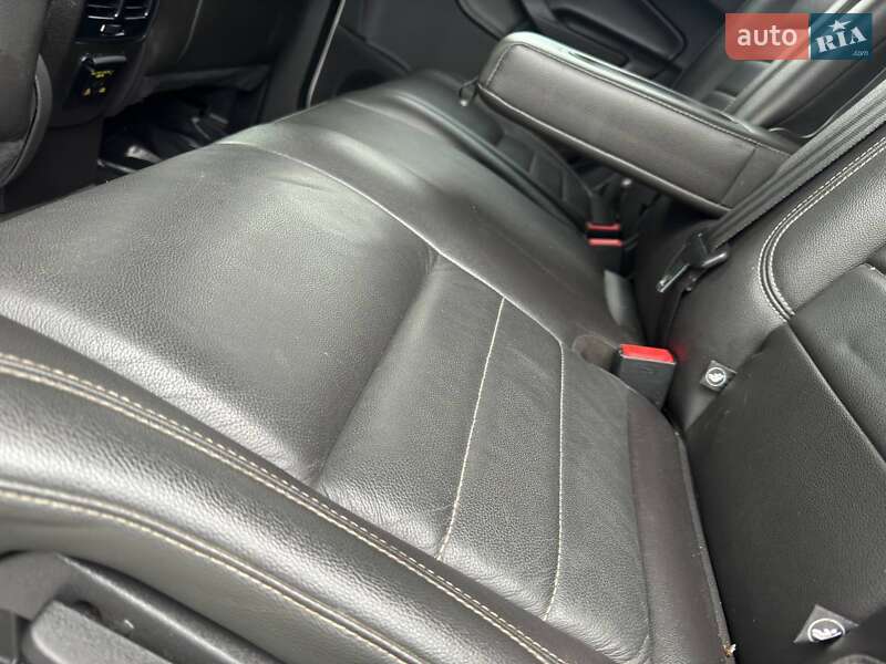Внедорожник / Кроссовер Ford Escape 2013 в Ахтырке