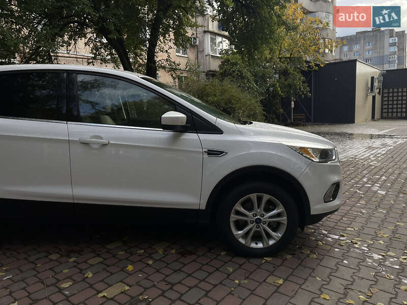 Внедорожник / Кроссовер Ford Escape 2016 в Черновцах фото 10 Внедорожник / Кроссовер Ford Escape 2016 в Черновцах