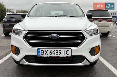 Позашляховик / Кросовер Ford Escape 2019 в  фото 10 Позашляховик / Кросовер Ford Escape 2019 в