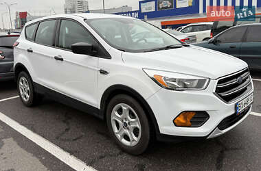 Позашляховик / Кросовер Ford Escape 2019 в  фото 13 Позашляховик / Кросовер Ford Escape 2019 в