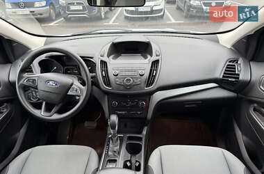 Позашляховик / Кросовер Ford Escape 2019 в  фото 63 Позашляховик / Кросовер Ford Escape 2019 в