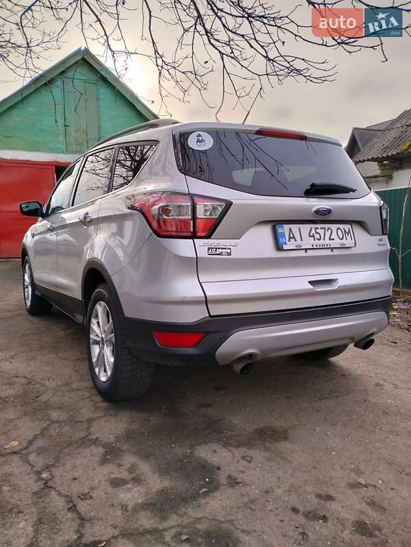 Внедорожник / Кроссовер Ford Escape 2018 в Белой Церкви