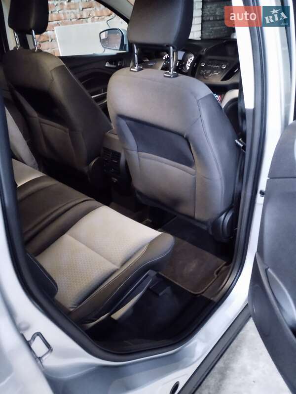 Позашляховик / Кросовер Ford Escape 2018 в Сумах фото 4 Позашляховик / Кросовер Ford Escape 2018 в Сумах