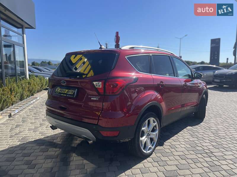 Внедорожник / Кроссовер Ford Escape 2019 в Мукачево