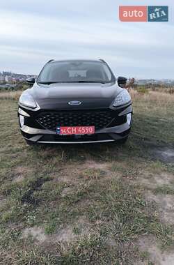 Внедорожник / Кроссовер Ford Escape 2020 в 