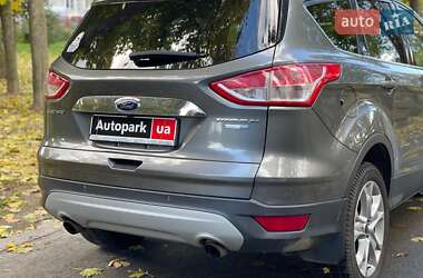 Внедорожник / Кроссовер Ford Escape 2013 в 