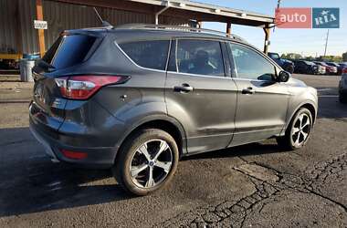 Внедорожник / Кроссовер Ford Escape 2017 в 