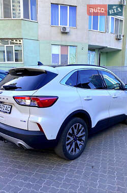 Внедорожник / Кроссовер Ford Escape 2019 в 