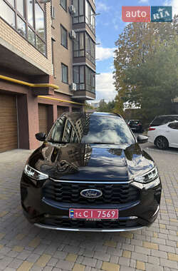 Позашляховик / Кросовер Ford Escape 2024 в 