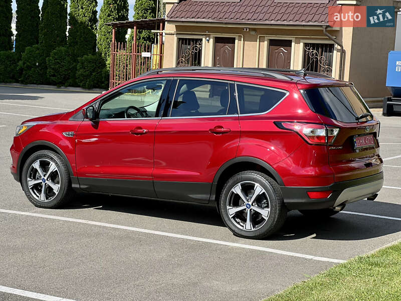 Позашляховик / Кросовер Ford Escape 2018 в Миколаєві