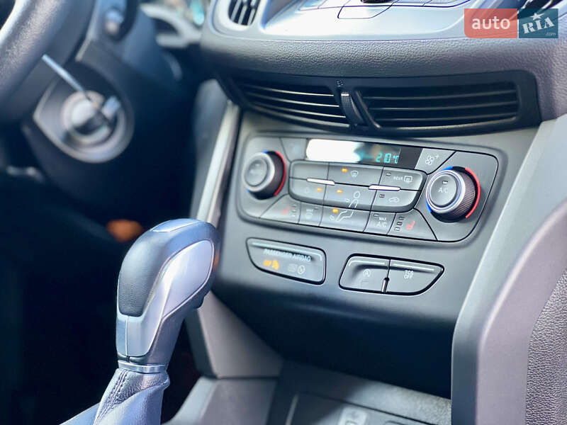 Позашляховик / Кросовер Ford Escape 2018 в Миколаєві