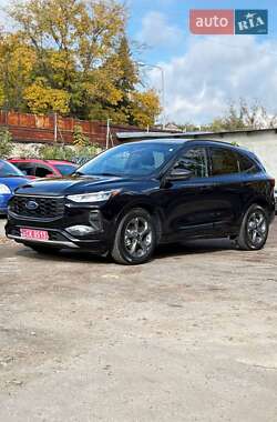 Внедорожник / Кроссовер Ford Escape 2023 в Львове