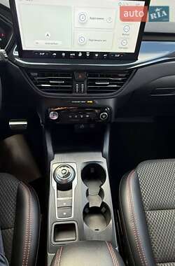 Внедорожник / Кроссовер Ford Escape 2023 в 