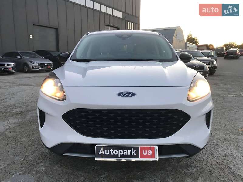 Внедорожник / Кроссовер Ford Escape 2019 в Львове