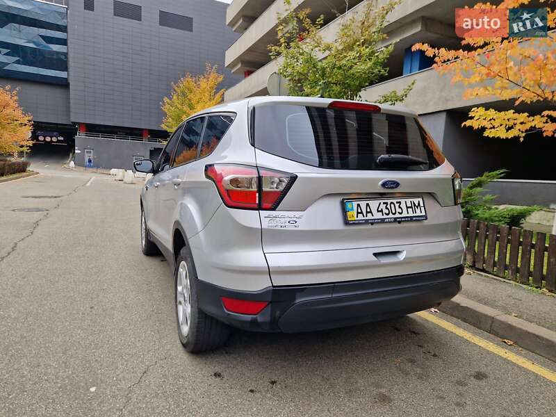 Позашляховик / Кросовер Ford Escape 2017 в Києві фото 7 Позашляховик / Кросовер Ford Escape 2017 в Києві