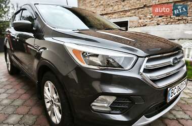 Внедорожник / Кроссовер Ford Escape 2017 в 
