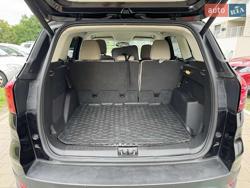 Внедорожник / Кроссовер Ford Escape 2019 в Дрогобыче