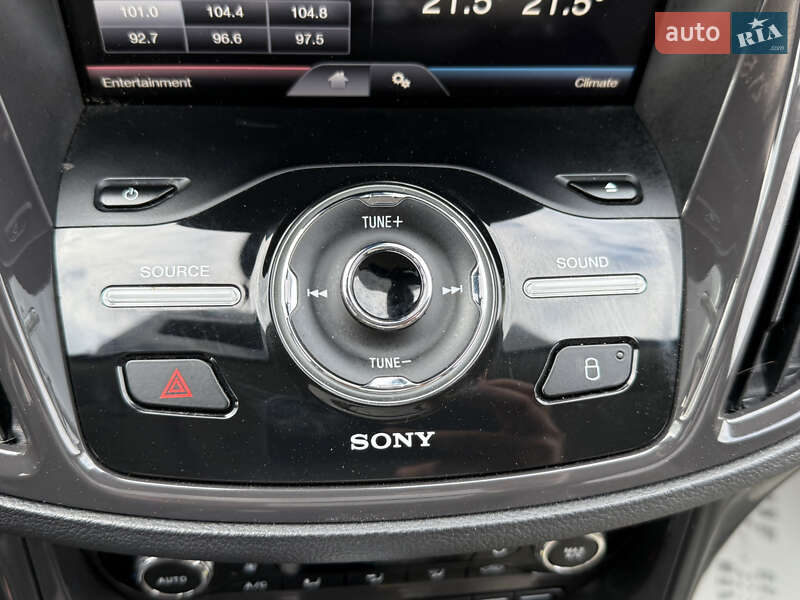 Позашляховик / Кросовер Ford Escape 2015 в Стрию