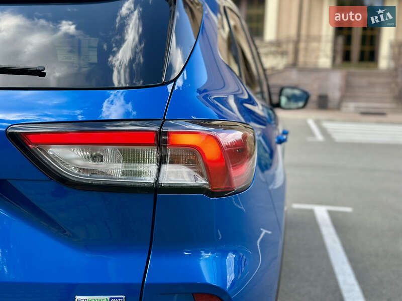 Позашляховик / Кросовер Ford Escape 2020 в Києві