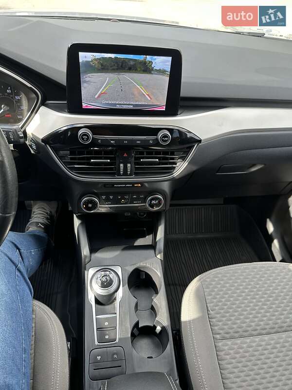 Внедорожник / Кроссовер Ford Escape 2020 в Виннице