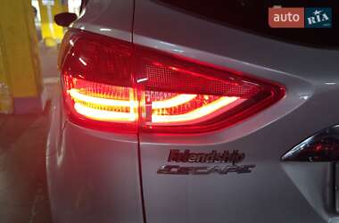 Внедорожник / Кроссовер Ford Escape 2015 в 