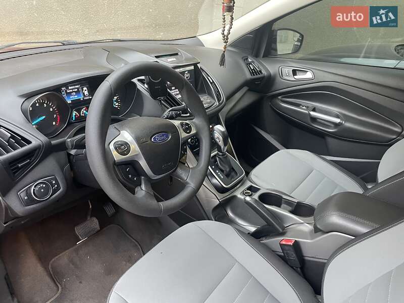 Позашляховик / Кросовер Ford Escape 2013 в Одесі