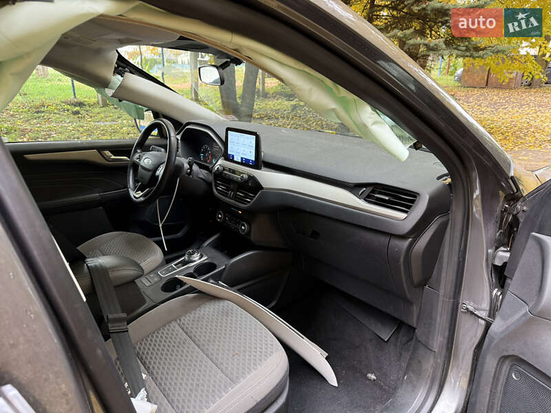 Позашляховик / Кросовер Ford Escape 2021 в Тернополі