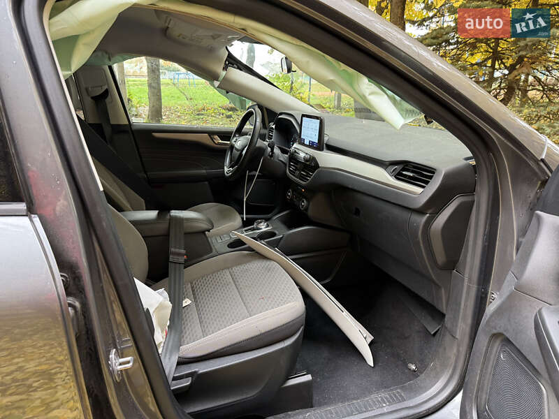 Позашляховик / Кросовер Ford Escape 2021 в Тернополі