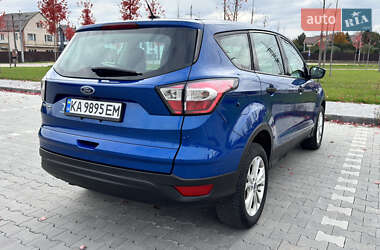 Позашляховик / Кросовер Ford Escape 2017 в  фото 8 Позашляховик / Кросовер Ford Escape 2017 в